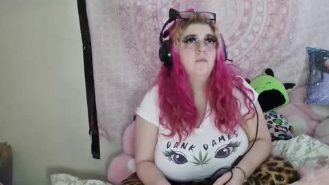 Veronica Lehane online show from 01-30-25, 03:51