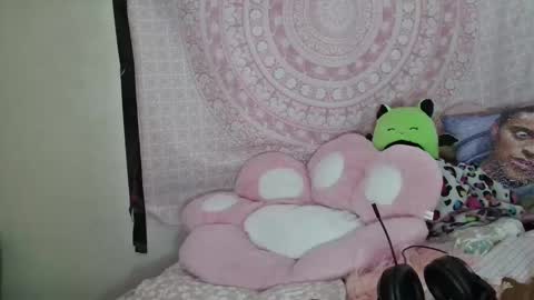 Veronica Lehane online show from 02-02-25, 07:14