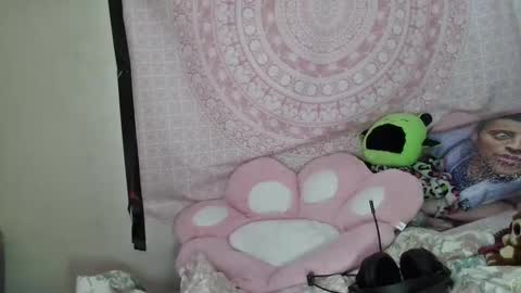 Veronica Lehane online show from 02-06-25, 04:36