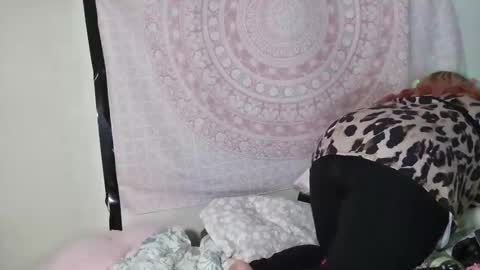 Veronica Lehane online show from 02-14-25, 03:43