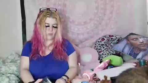 Veronica Lehane online show from 03-09-25, 05:49