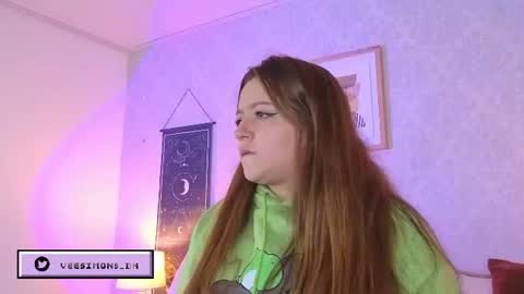 Snapshot of veesimons_dh chatting on 06-16-26, 07:49 Vee Simons online show from 06-16-26, 07:49