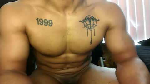 Vegas Love online show from 01-08-26, 09:39