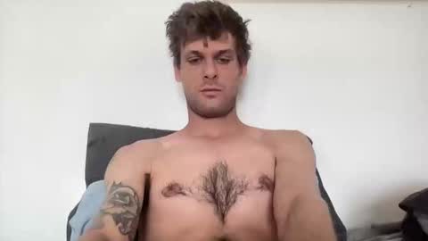 Snapshot of vegassangel chatting on 04-28-26, 06:02 Joeyyy online show from 04-28-26, 06:02