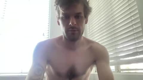 Snapshot of vegassangel chatting on 05-09-26, 05:40 Joeyyy online show from 05-09-26, 05:40