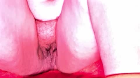 Snapshot of veheveun chatting on 05-12-26, 02:08 Vehe Veun online show from 05-12-26, 02:08