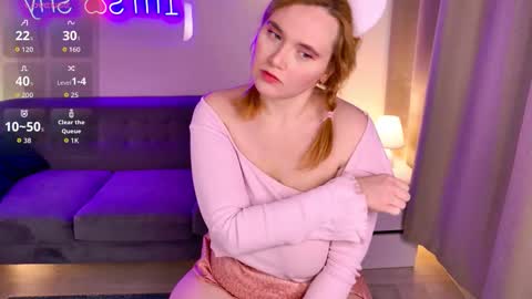 Cassie online show from 10-20-25, 01:00