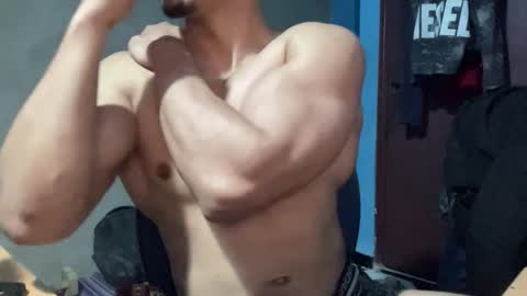 Snapshot of veilofstrength11 chatting on 11-13-25, 11:03 veilofstrength11 online show from 11-13-25, 11:03