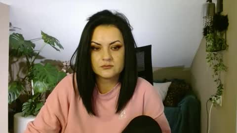 VeilRoom online show from 02-19-26, 08:16