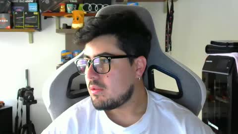 Charles online show from 09-08-25, 02:49