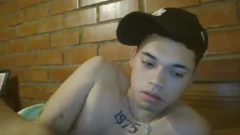 velasmanu1 online show from 10-24-25, 12:19