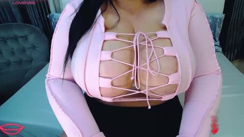 VeleryWOW online show from 12-10-24, 05:22