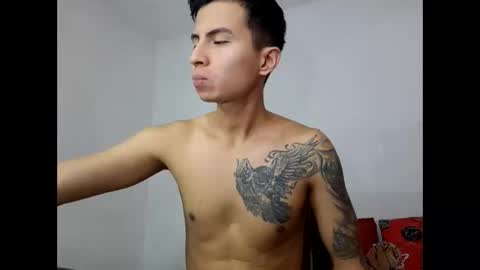 velk_hot1 online show from 03-07-25, 07:05