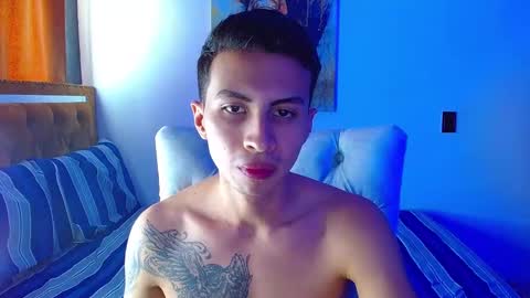 velk_hot1 online show from 03-11-26, 01:39