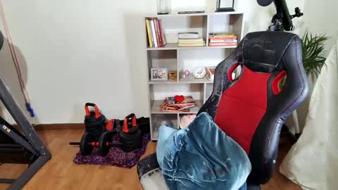 Im VelaI will be Christmas and New Year with my family December 22 to January 13 I will miss you guys. online show from 03-02-25, 04:50