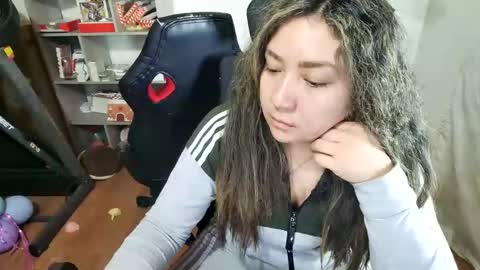 Im VelaI will be Christmas and New Year with my family December 22 to January 13 I will miss you guys. online show from 11-25-25, 05:51