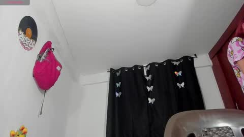 velvet_00 online show from 03-05-25, 08:32