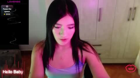 Snapshot of velvet_28_ chatting on 10-17-25, 01:14 velvet_28_ online show from 10-17-25, 01:14