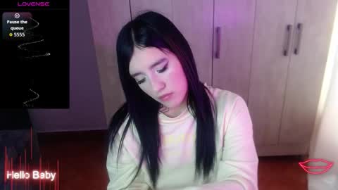 velvet_28_ online show from 10-28-25, 01:03