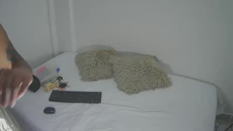 velvet_cartter online show from 04-24-26, 11:40