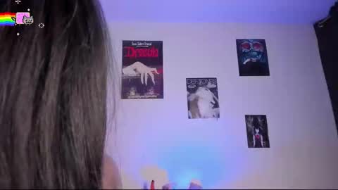 Snapshot of velvet_moon1 chatting on 10-29-25, 12:24 Velvet moon online show from 10-29-25, 12:24