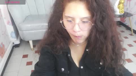 velvet_moon_v online show from 03-20-26, 12:43