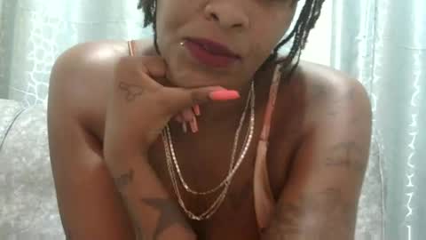 velvet online show from 02-19-25, 04:55