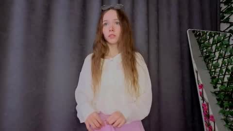 Polly online show from 10-16-25, 08:32