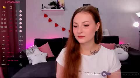 Snapshot of velvetcherry_ chatting on 09-26-25, 09:02 Mia online show from 09-26-25, 09:02