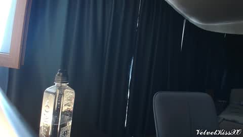 Snapshot of velvetkissxo chatting on 09-21-25, 06:15 VelvetKissXO online show from 09-21-25, 06:15