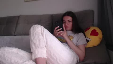 velvetmoon123 online show from 05-20-26, 05:24