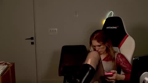 VelvetTGirl online show from 03-02-26, 05:08