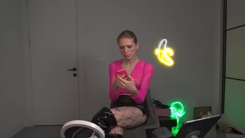 VelvetTGirl online show from 03-11-26, 05:13