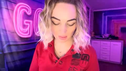 MERYEM online show from 02-23-26, 06:16