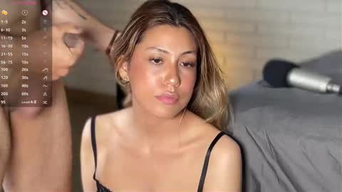 Snapshot of velvetwhispers_ chatting on 02-16-25, 08:44 - online show from 02-16-25, 08:44