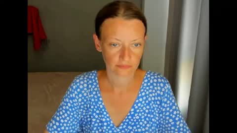 Snapshot of velvetzara chatting on 07-28-26, 04:39 velvetzara online show from 07-28-26, 04:39