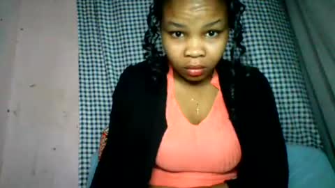 Snapshot of velyssa chatting on 07-28-26, 01:23 velyssa online show from 07-28-26, 01:23