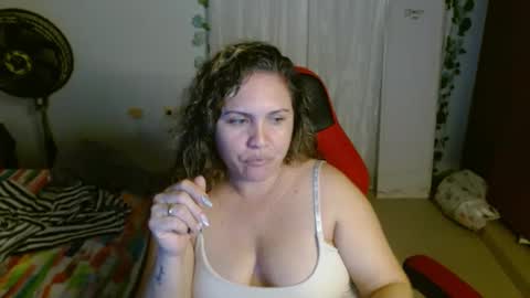 Snapshot of venecasexy44 chatting on 09-14-25, 12:10 venecasexy44 online show from 09-14-25, 12:10