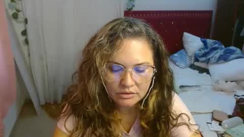 venecasexy44 online show from 11-06-25, 12:06