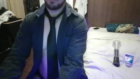 Snapshot of venezuelan420 chatting on 11-10-25, 06:45 venezuelan420 online show from 11-10-25, 06:45