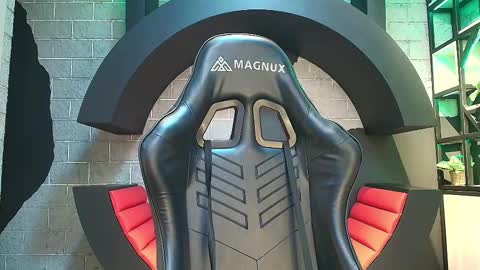 Snapshot of venomdoll_ chatting on 01-05-26, 06:11 VALERIA online show from 01-05-26, 06:11