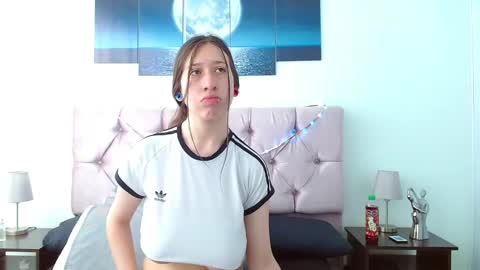 Snapshot of venus__morgan chatting on 03-01-25, 12:45 venus__morgan online show from 03-01-25, 12:45