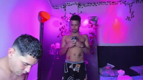 Snapshot of venus_boy2 chatting on 11-22-25, 03:16 venus_boy2 online show from 11-22-25, 03:16
