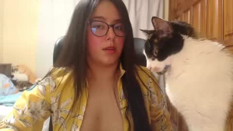 Snapshot of venus_cat_ chatting on 06-10-26, 09:57 Venus online show from 06-10-26, 09:57