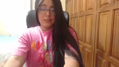 Snapshot of venus_cat_ chatting on 07-05-26, 04:19 Venus online show from 07-05-26, 04:19