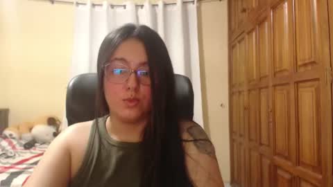 Snapshot of venus_cat_ chatting on 07-10-26, 11:29 Venus online show from 07-10-26, 11:29