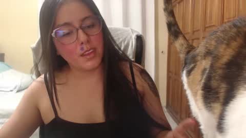 Snapshot of venus_cat_ chatting on 08-04-26, 03:53 Venus online show from 08-04-26, 03:53