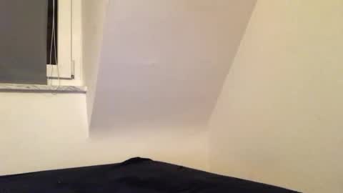 Snapshot of venus_tsdoll chatting on 11-08-25, 08:29 Lisa online show from 11-08-25, 08:29