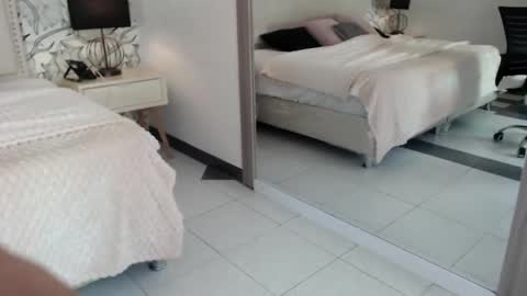 Venus  online show from 05-13-26, 12:02