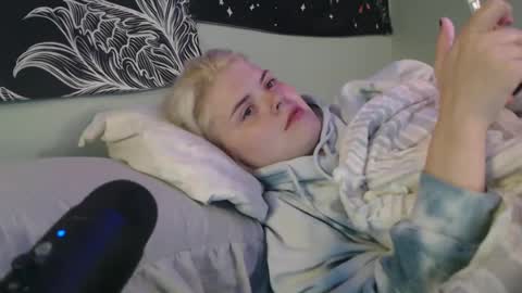 Snapshot of venusastar chatting on 10-06-25, 01:08 Miss Venus online show from 10-06-25, 01:08